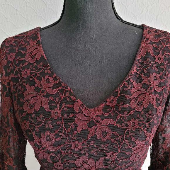 VINTAGE S. HOWARD HIRSH LACE DRESS - Picture 3 of 12